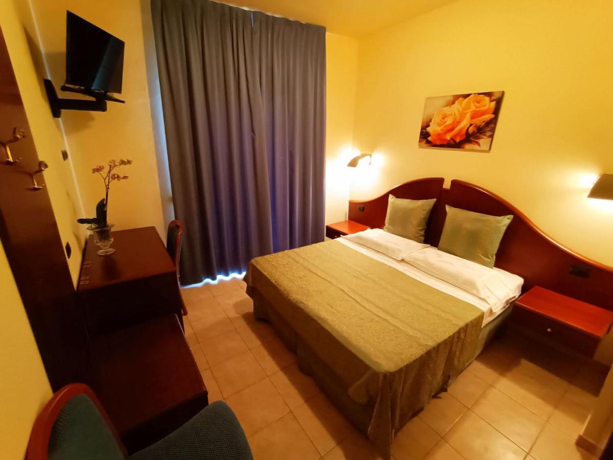 Hotel Villa Isabella Brenzone sul Garda Εξωτερικό φωτογραφία