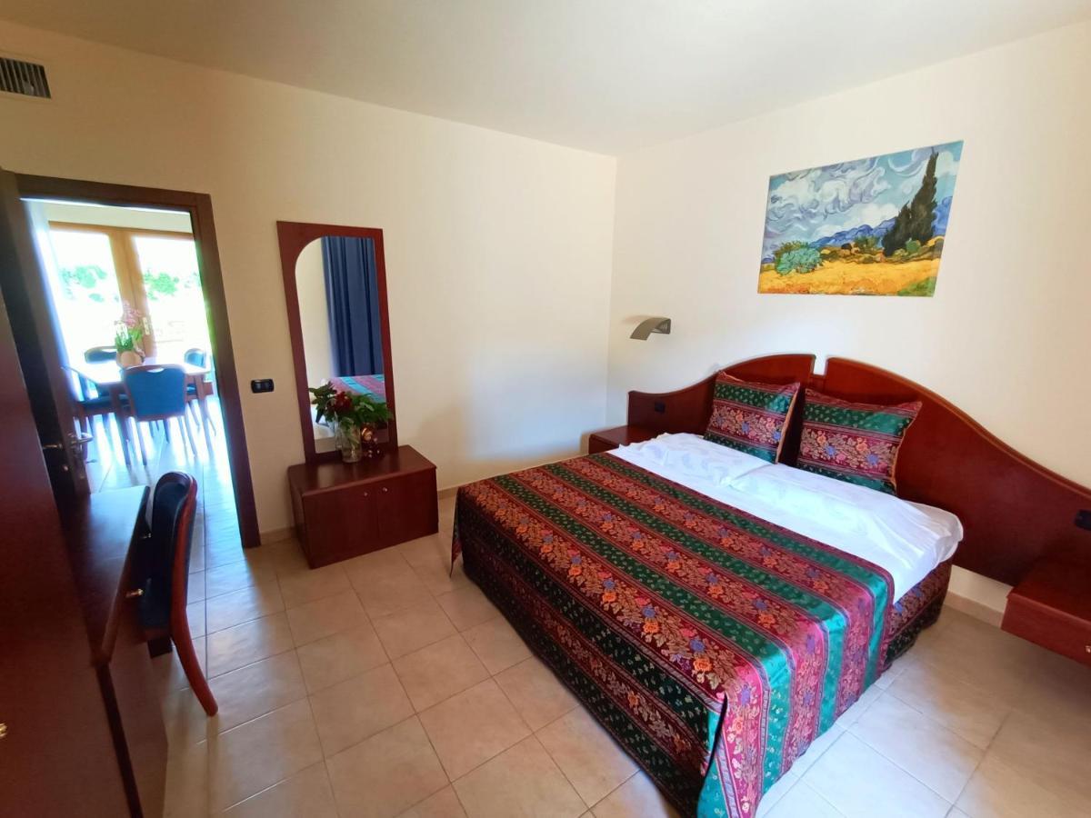 Hotel Villa Isabella Brenzone sul Garda Εξωτερικό φωτογραφία