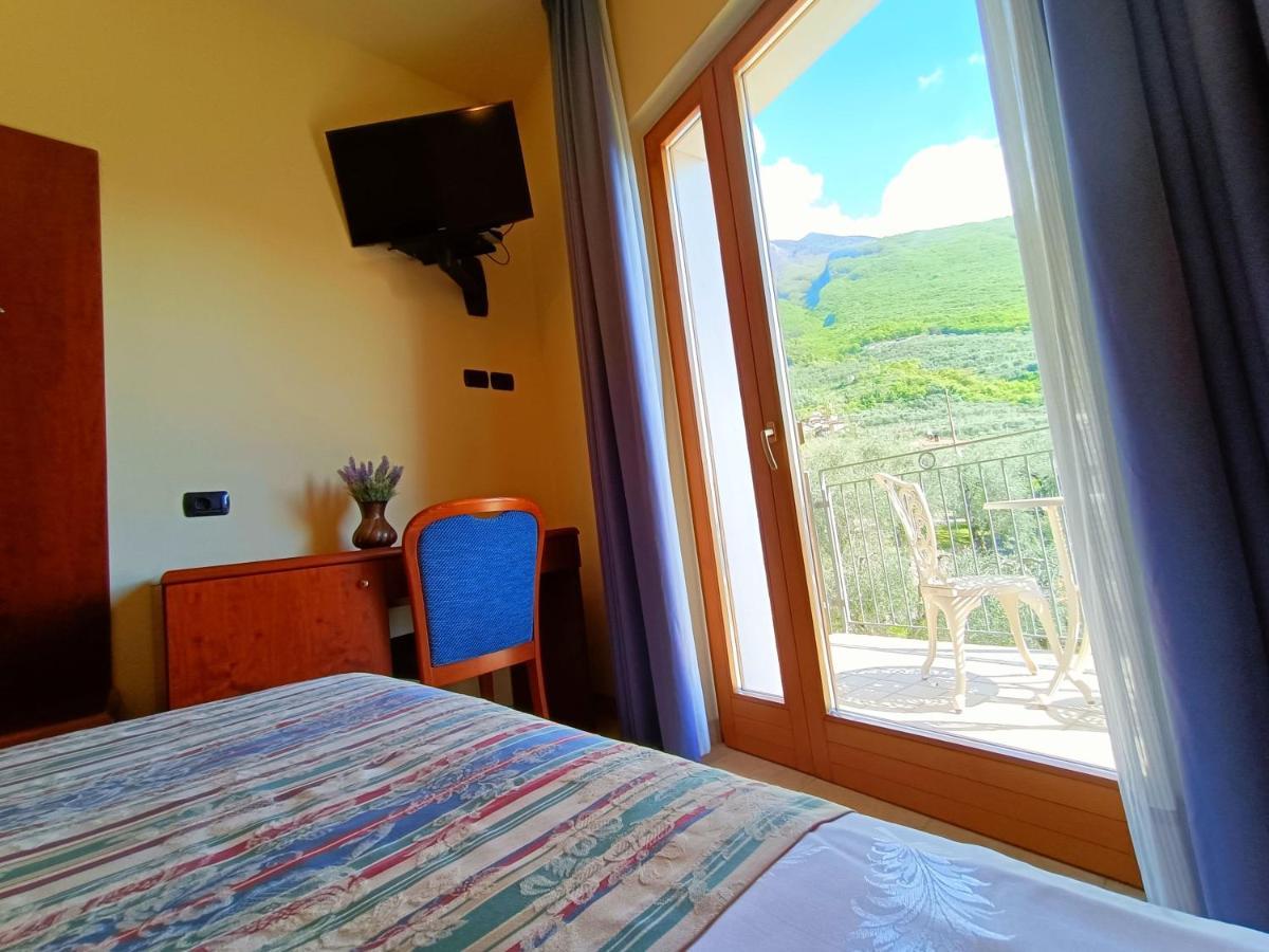 Hotel Villa Isabella Brenzone sul Garda Εξωτερικό φωτογραφία