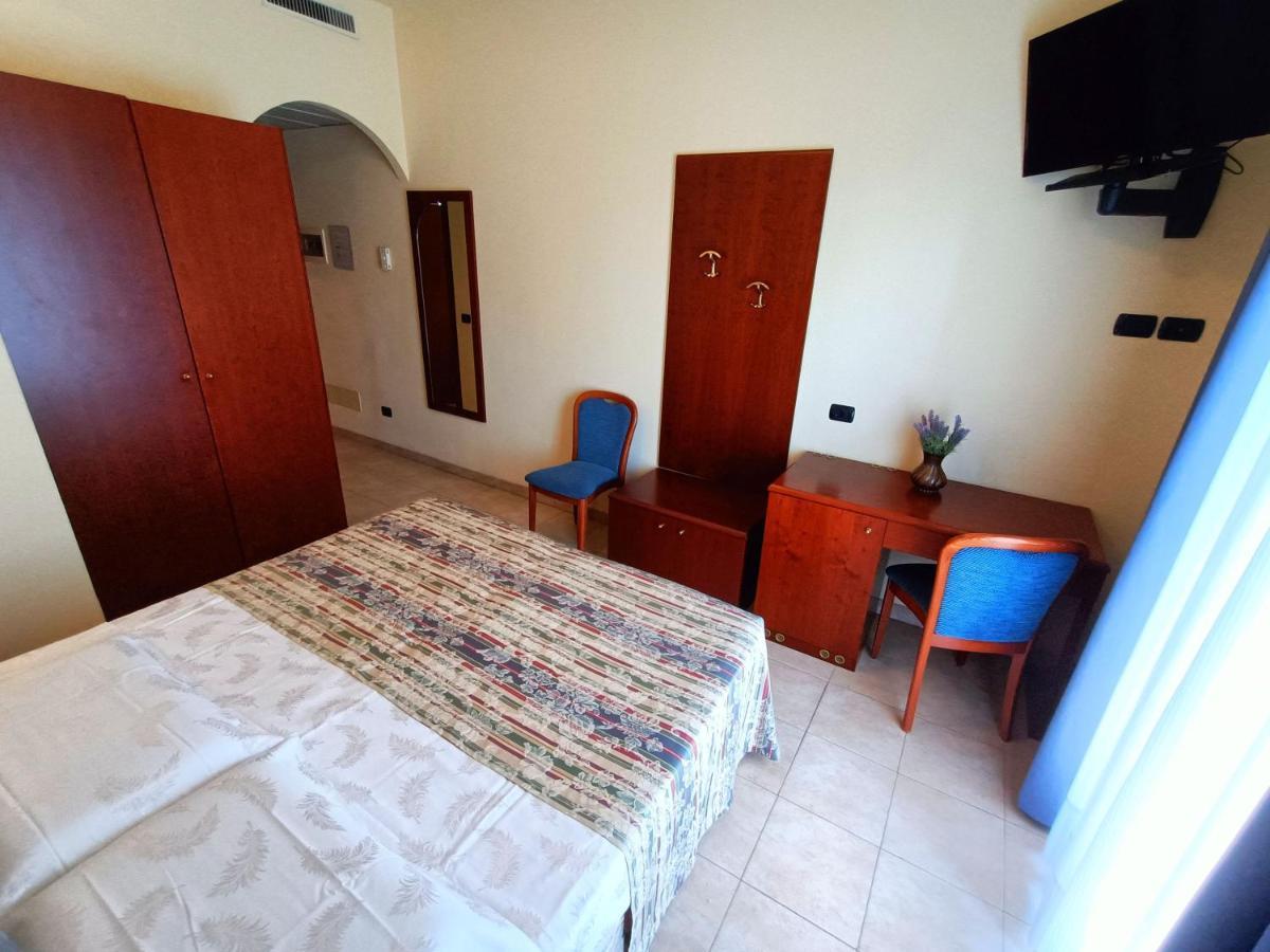 Hotel Villa Isabella Brenzone sul Garda Εξωτερικό φωτογραφία