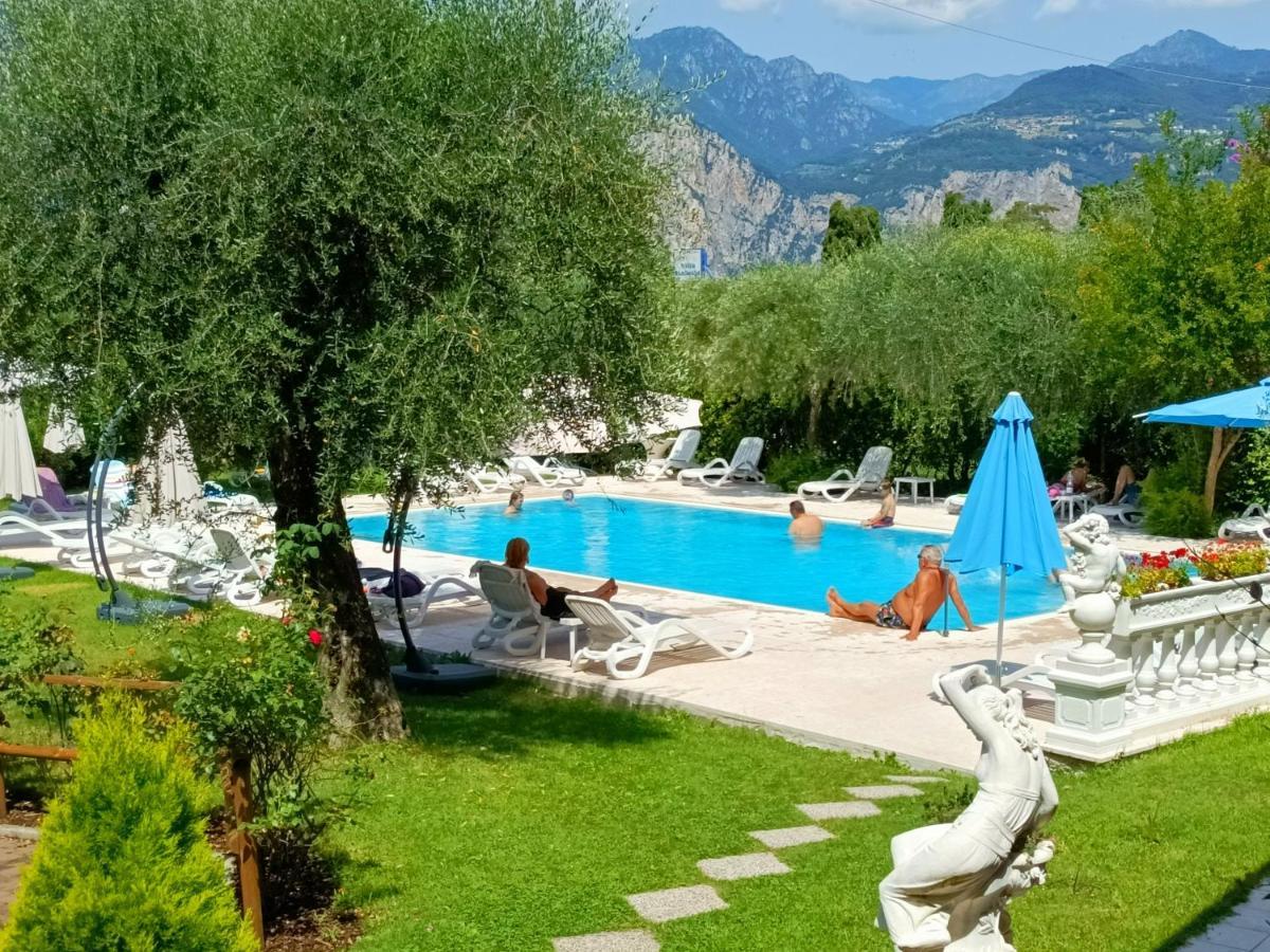 Hotel Villa Isabella Brenzone sul Garda Εξωτερικό φωτογραφία